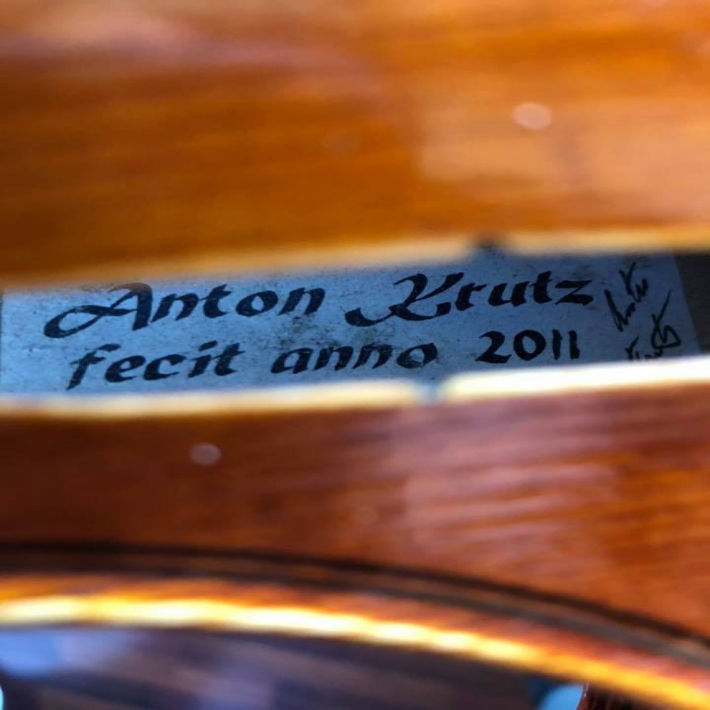 Anton Krutz, 2011, Signature edition